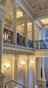 Private museum architecture: modernism's influence